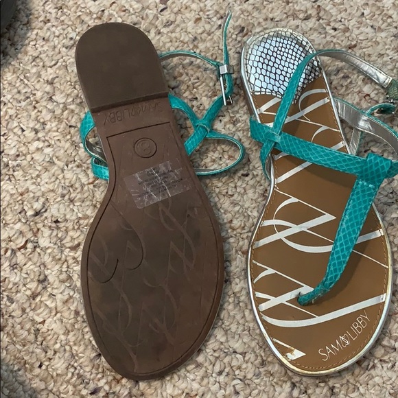 cute sandals - Picture 3 of 3